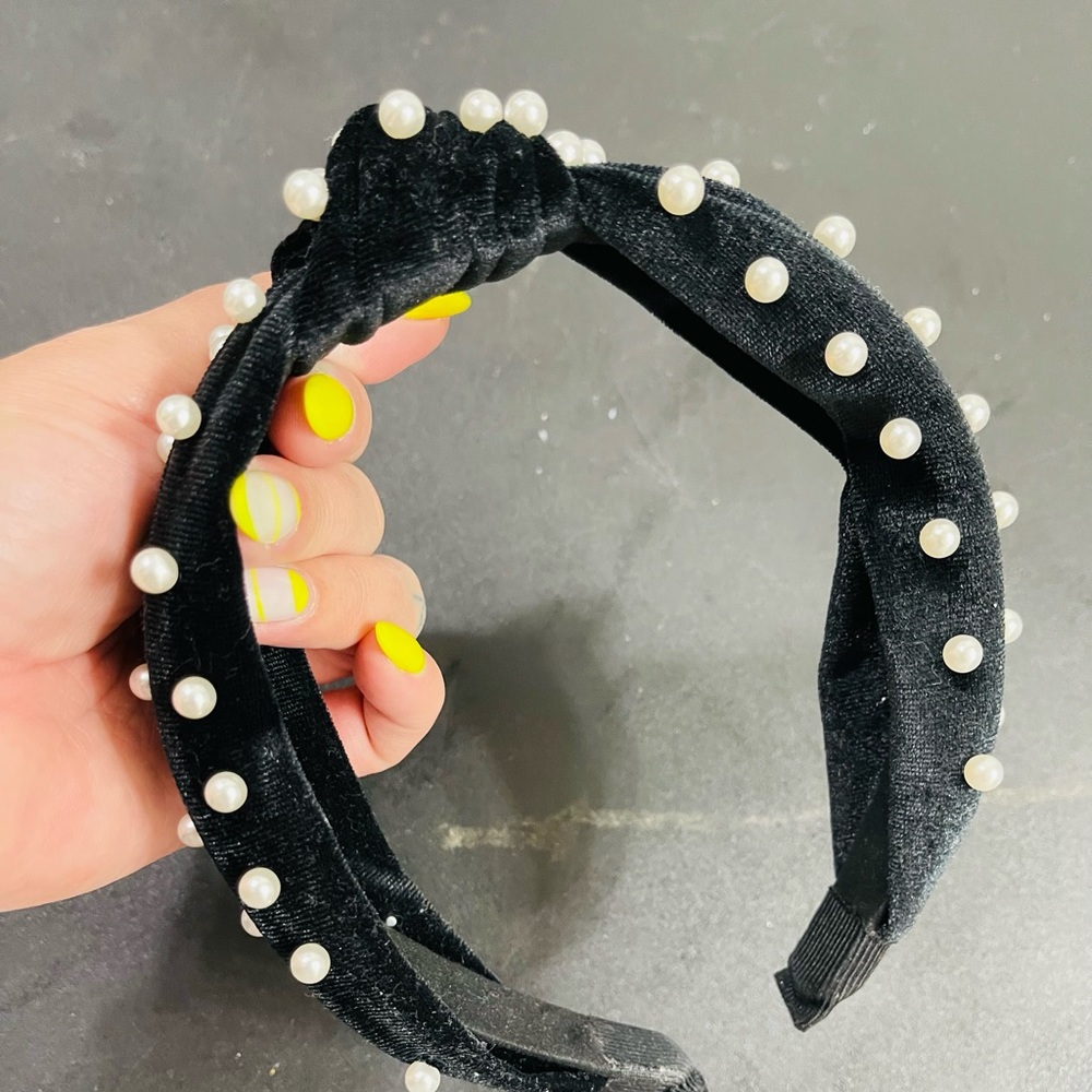 Pearl headband